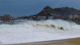 ‘Carlotta’ se intensifica a huracán categoría 1: SMN