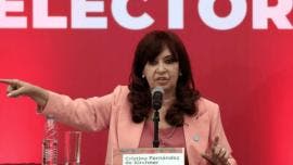Cristina Fernández insiste en los vínculos políticos de atentado en su contra