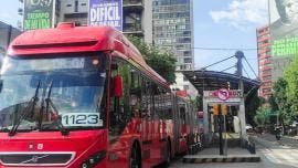 Día soleado en la Avenida de los insurgentes