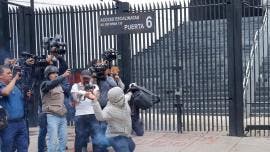 petardos Senado Ayotzinapa