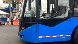 Trolebus Calzada Viga mata hombre