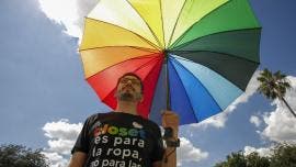 comunidad LGBT barreras detencion VIH