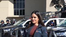 Rojo de la Vega quitan 200 autos Cuauhtemoc
