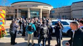 Tiroteo en secundaria de Nashville deja tres heridos, incluido el agresor