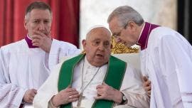 El papa necesita ‘reposo absoluto’ y no pronunciará el Ángelus mañana domingo