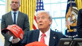 Trump planea registrar indocumentados huellas dactilares