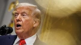 Trump ordena suspender ayuda militar Ucrania