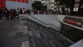 Sigue cerrada estación Lindavista de L6 del Metro tras incendio en asentamiento irregular
