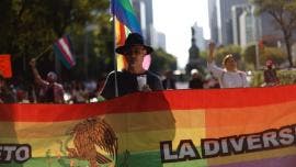 una cada 3 LGBT piensa suicidio