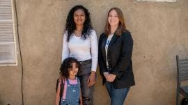 Gobierno de Trump otorga permiso humanitario a niña mexicana que recibe tratamiento vital