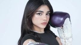  Alana Flores