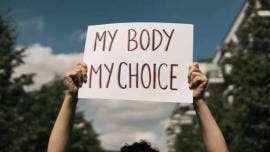 Supremo de EEUU permite a estados quitar fondos a mayor red de salud reproductiva del país