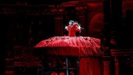 Una ópera de obscuridad y brillo: Lady Gaga redefine Las Vegas con el ´Mayhem Ball´  