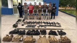 Enfrentamiento en Navolato deja 11 detenidos, armas y vehículos asegurados