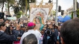 miles peregrinos Queretaro arriban Basilica Guadalupe
