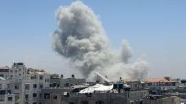 Muere director de importante hospital del norte de Gaza junto a su familia en ataque israelí