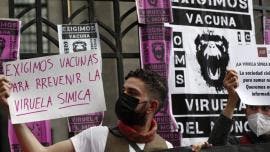 Activistas denuncian a 4T por subestimar la viruela del mono
