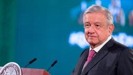 López Obrador revira al INE, mañaneras son informativas, no propaganda
