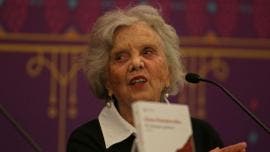 Elena Poniatowska pide a López Obrador parar mañaneras porque hay hartazgo nacional