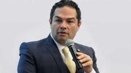 Pide Enrique Vargas del Villar hacer compra directa de vacunas