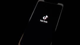 La Comisión Europea prohíbe instalar TikTok a sus trabajadores