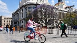 Con una flota de 9 mil 308 bicicletas y un horario de servicio de 05:00 a 00:30 horas, ECOBICI se mantiene como el sistema de bicicleta pública compartida más utilizado de América