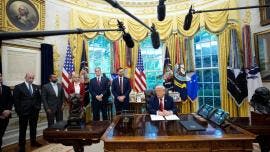 impondra Trump aranceles 100 por ciento medicinas.jpg