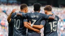 Cuando parecía que el Real Madrid tenía el control, llegó la expulsión de Huijsen (32’) por frenar a Oyarzabal como último hombre.