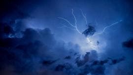 Asimismo, la dependencia actualizó la Alerta Naranja por lluvias fuertes en cinco alcaldías.