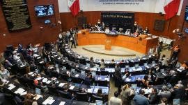 avala Senado Ley Amparo turna Ejecutivo.jpg