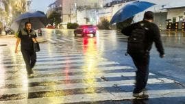 Se prevé que soplen vientos de 5 a 20 kilómetros por hora (km/h) con rachas de hasta 45 km/h.