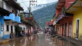 sube 47 muertos lluvias Mexico.jpg