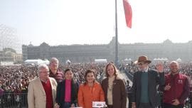 entrega apoyos Brugada preescolar primaria secundaria.jpg
