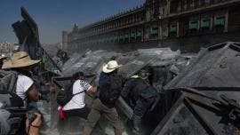 Participaron estudiantes, campesinos, integrantes de partidos políticos de oposición y ciudadanos de a pie.