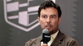 Checo Pérez admite lo complicado de ser compañero de Verstappen 