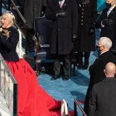 Lady Gaga interpretó el Himno Nacional de Estados Unidos (EFE)