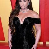 Demi Lovato con un generoso escote (EFE)