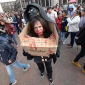 Día de Muertos en CDMX: Regresa la Marcha Zombie con miles de participantes