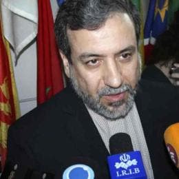 Irán se abre a nuevas negociaciones y acusa a EU de traicionar la diplomacia