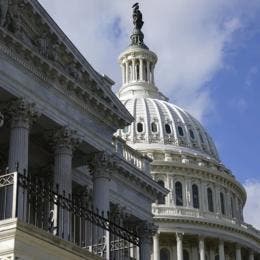 avala Congreso EU poner fin cierre gobierno.jpg