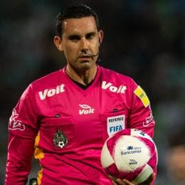César Arturo árbitro América vs Monterrey 