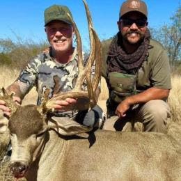 JAMES HETFIELD MEXICO CACERIA