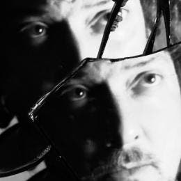 LEÓN LARREGUI ESTRENA BRUMA