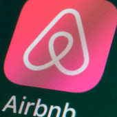 Airbnb dará hospedaje a mujeres víctimas de violencia de género 