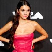 Olivia Rodrigo en los premios MTV VMA.