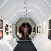 Vista de la sala de '2001. Una odisea en el espacio' que forma parte de la exposición sobre Stanley Kubrick que reúne más de 600 piezas en el Círculo de Bellas Artes de Madrid.