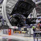 Producción trimestral de autos en México se estanca, pero la exportación sube un 11%