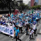  Activistas ‘provida’ marchan en CDMX para pedir respeto a la vida y atención a mujeres