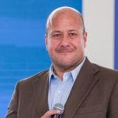 Enrique Alfaro solicita licencia de 15 días para organizar su vida personal