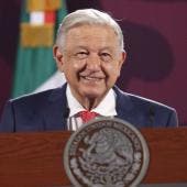 Propone diputada de morena inscribir en letras de oro nombre de AMLO en el Congreso de la CDMX